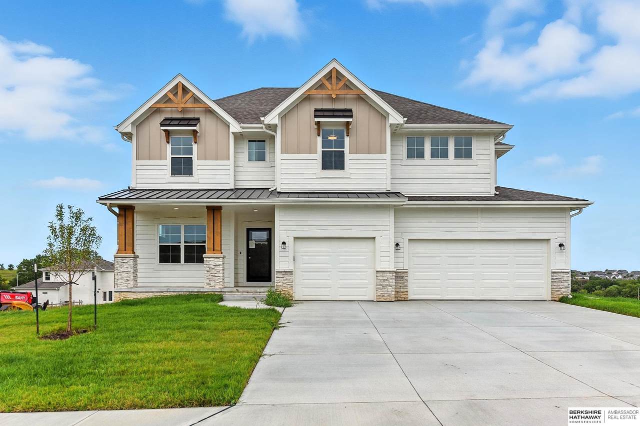 10508 117th Street - Photo 1