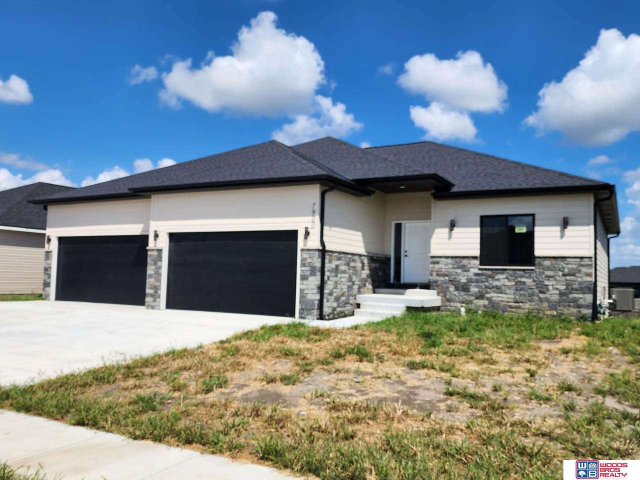 7900 Ephraem Lane - Photo 1