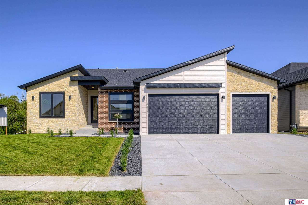 9415 86th Street - Photo 1