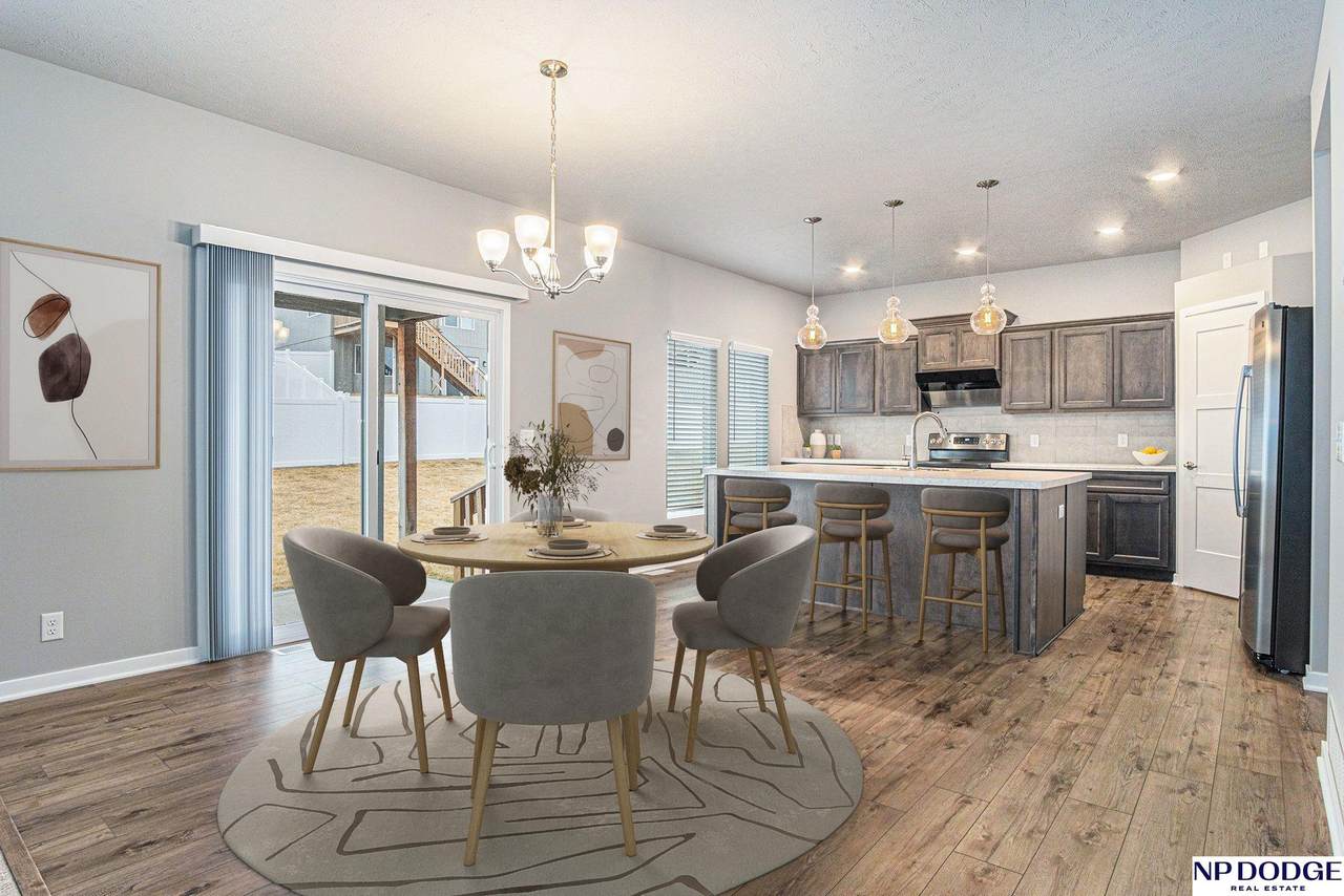 6101 212 Street - Photo 1