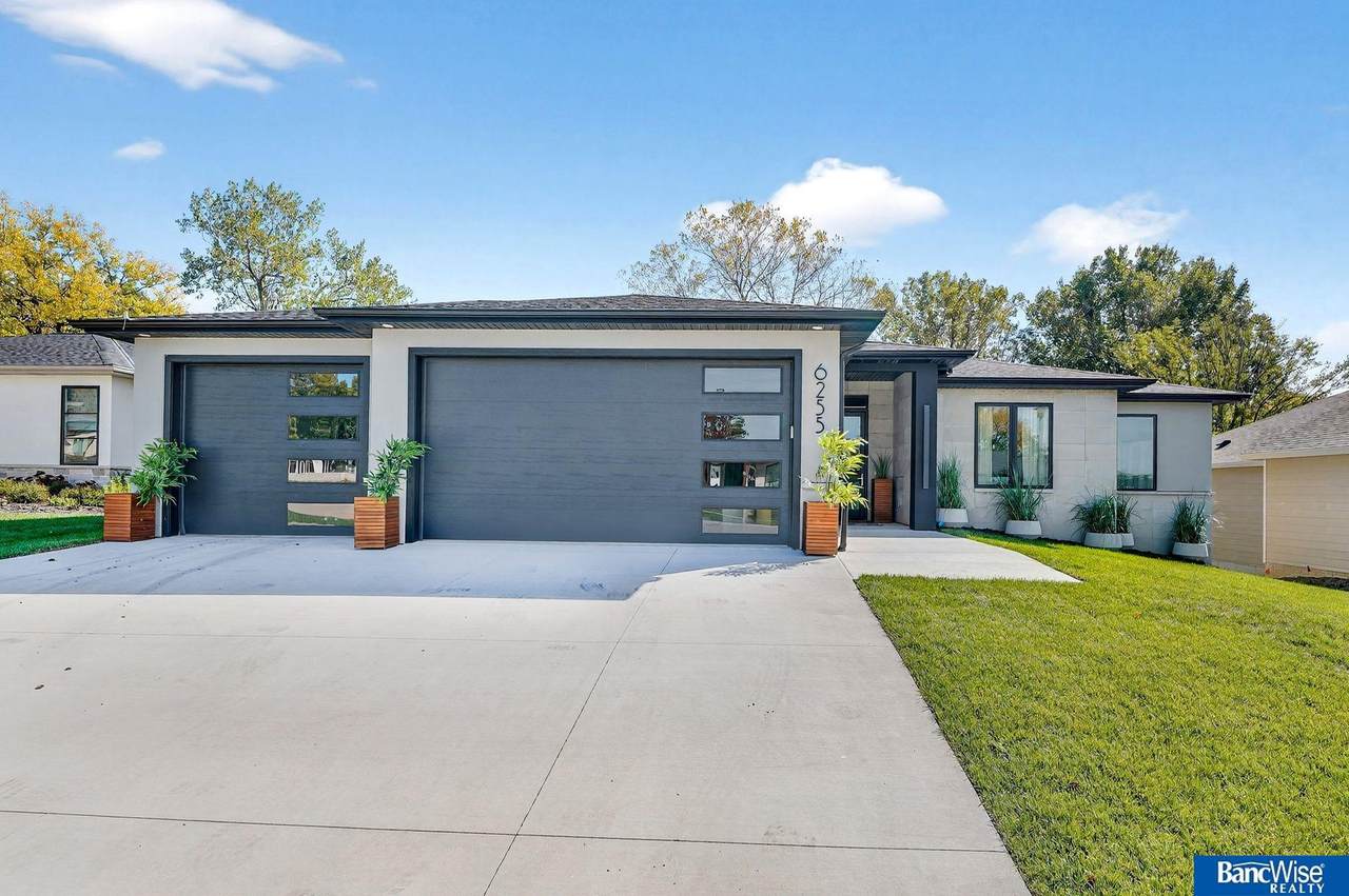 6255 Carveth Drive - Photo 1