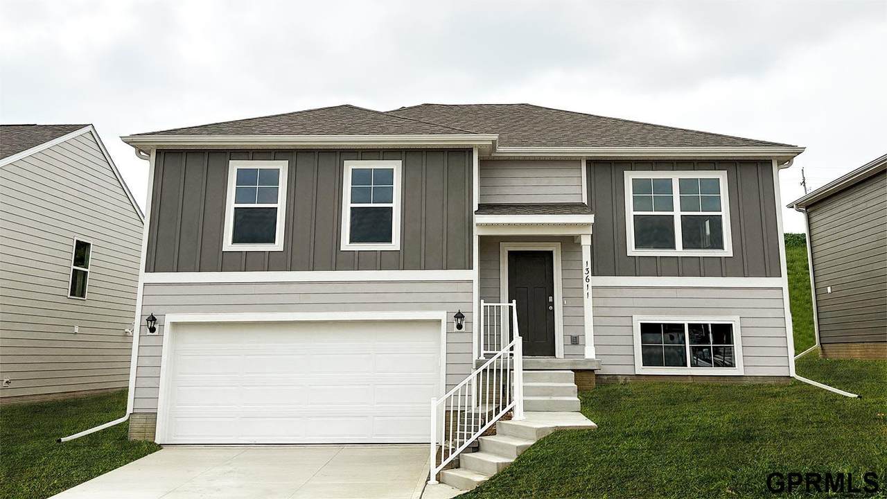 18503 Greenfield Street - Photo 1