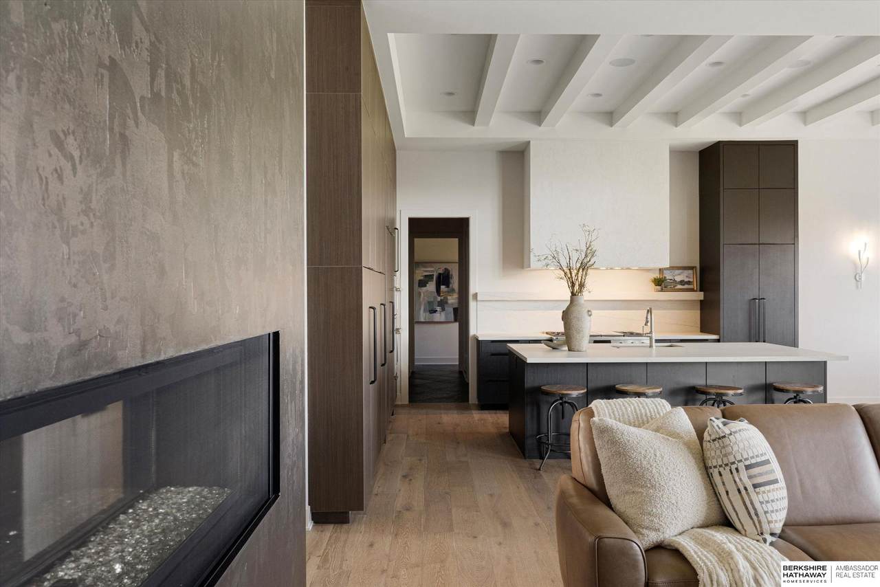 20928 Barbara Plaza Circle - Photo 1