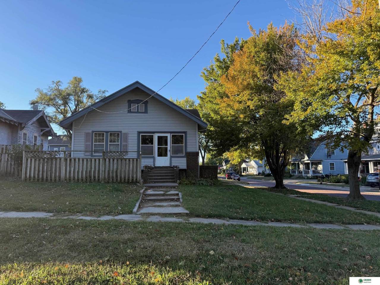 926 East Avenue - Photo 1