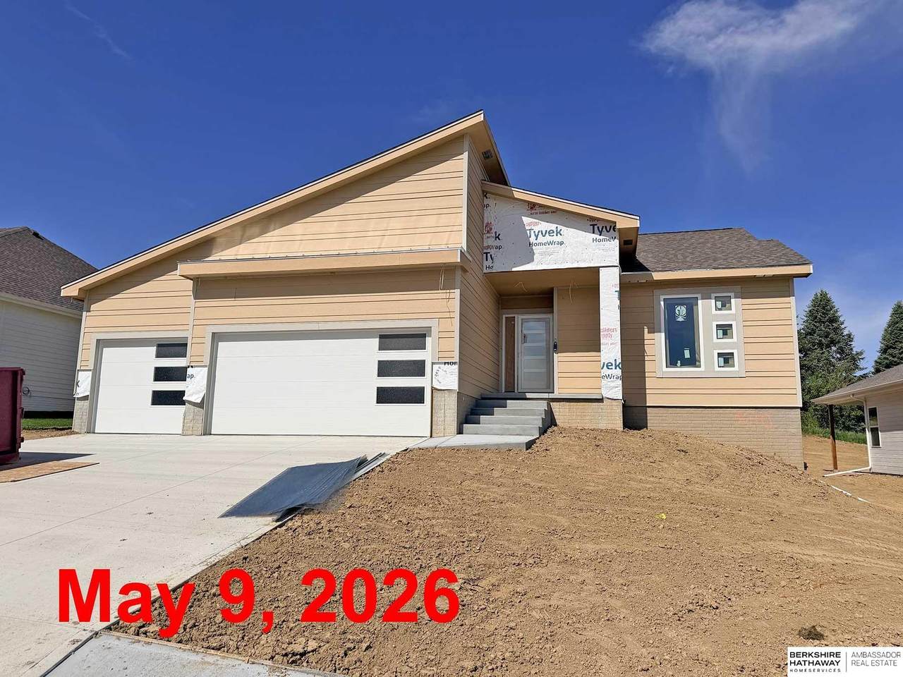 3010 166th Avenue - Photo 1