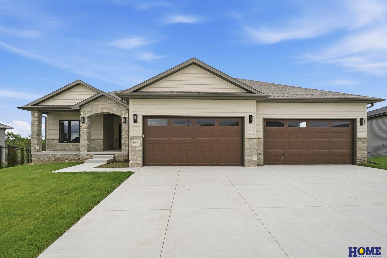 10821 Century Lane - Photo 1