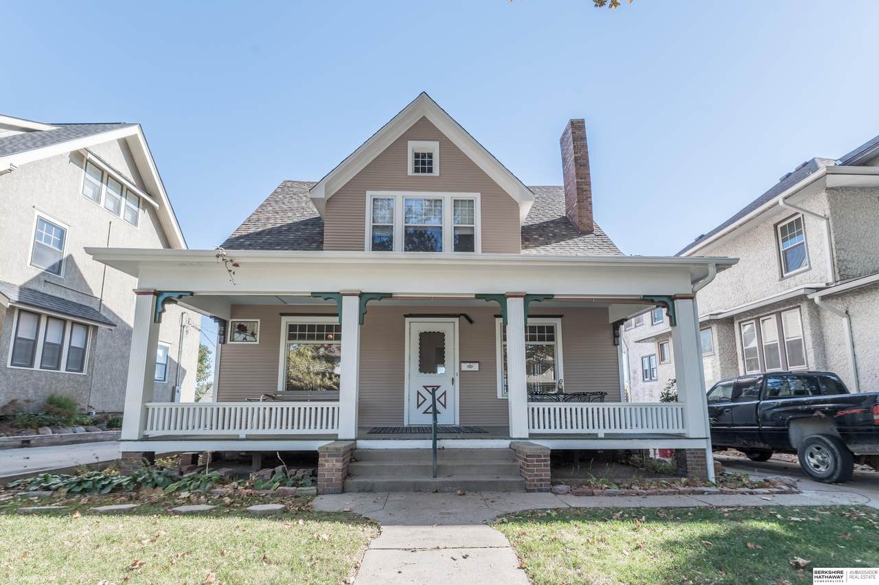 2325 Hanscom Boulevard - Photo 1