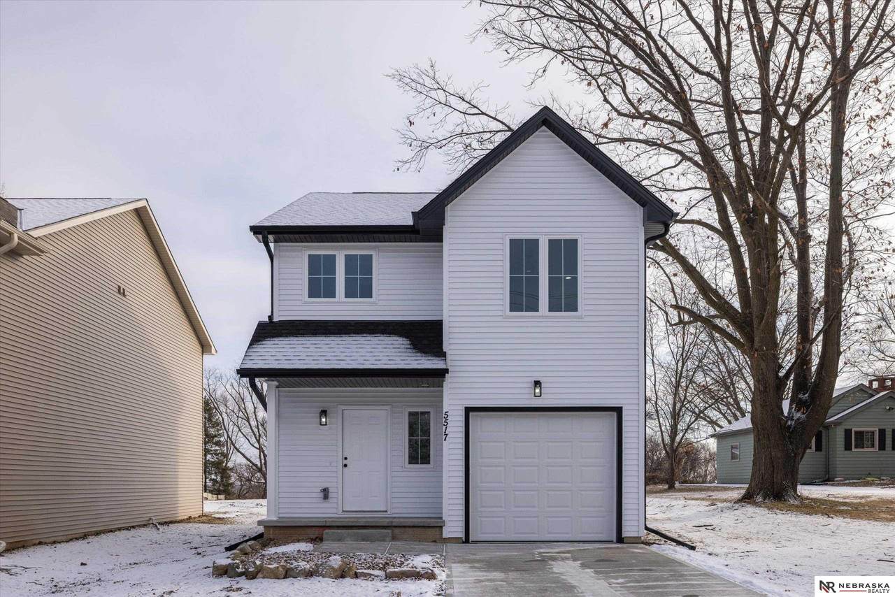5517 52 Street - Photo 1