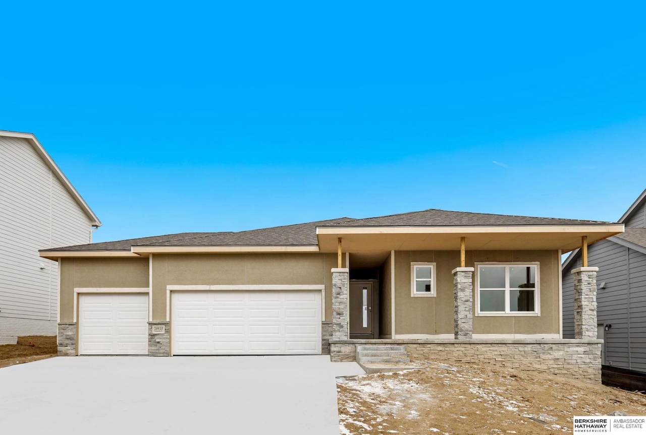 18410 Palisades Drive - Photo 1