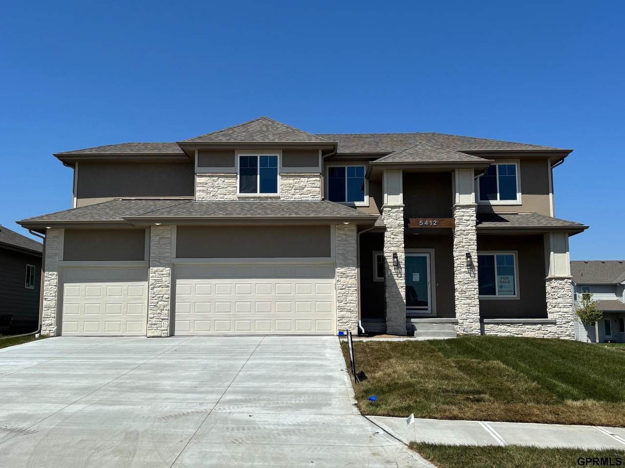 5412 190 Avenue - Photo 1