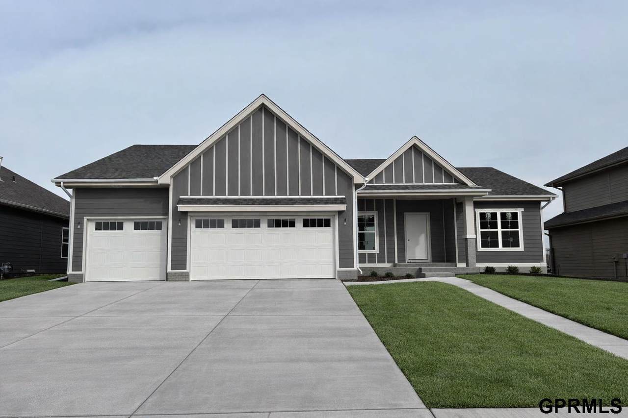 11363 170 Street - Photo 1