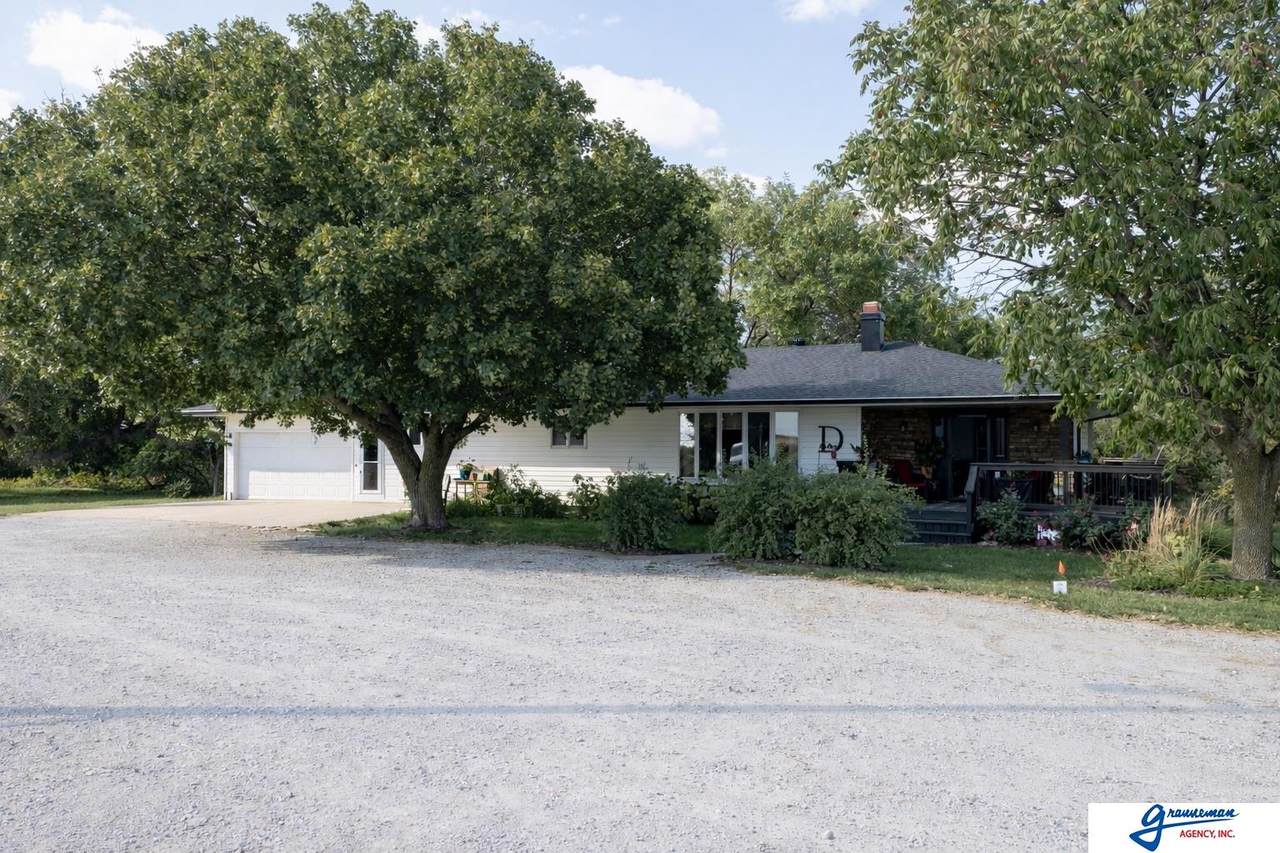 7061 Maple Road - Photo 1