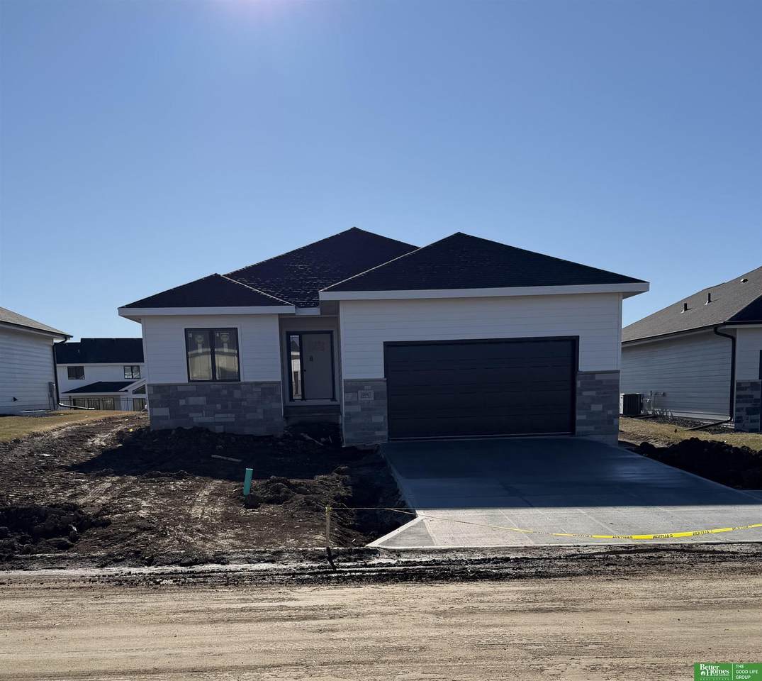 20947 Ellison Avenue - Photo 1
