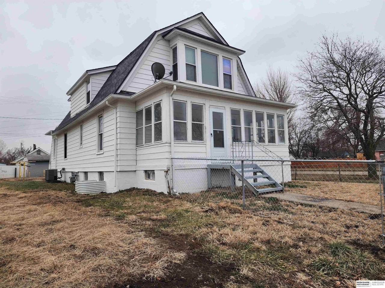 4901 14th Street - Photo 1