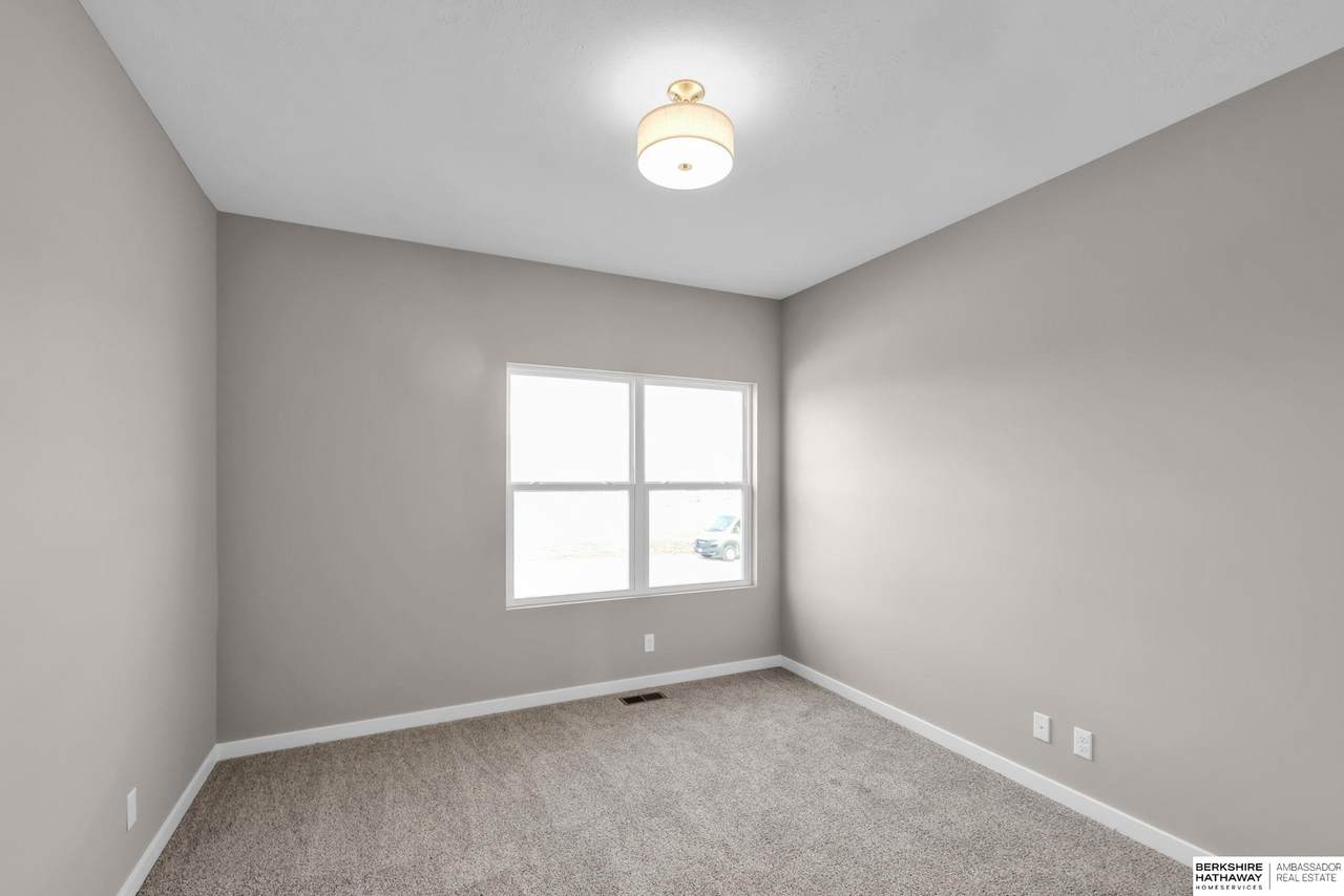 https://bt-photos.global.ssl.fastly.net/omaha/1280_boomver_2_22601004-2.jpg