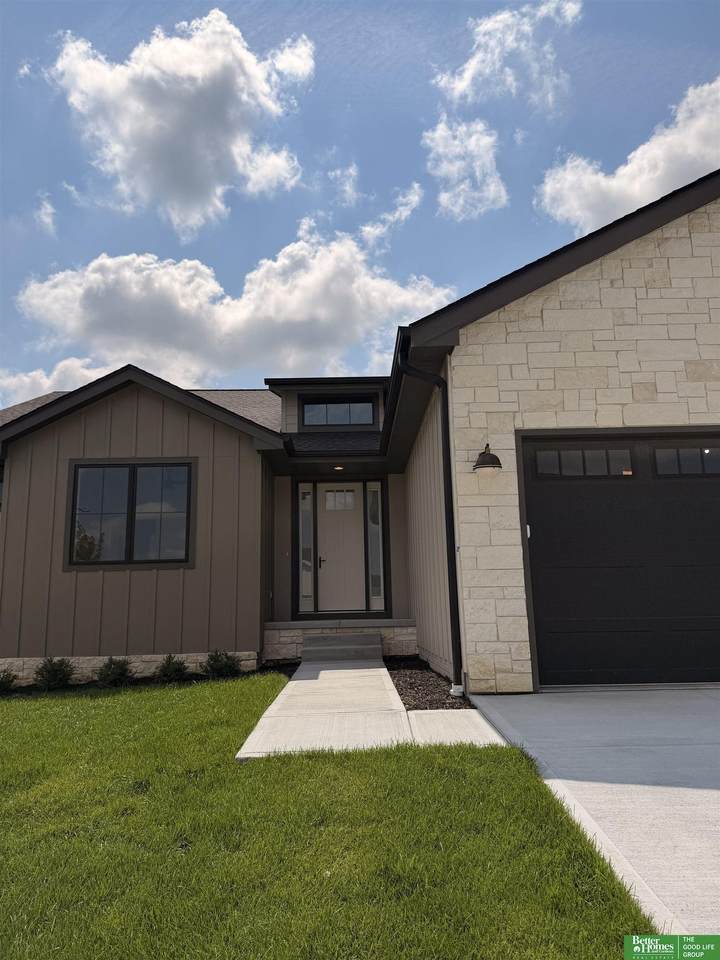 21019 E Street - Photo 1