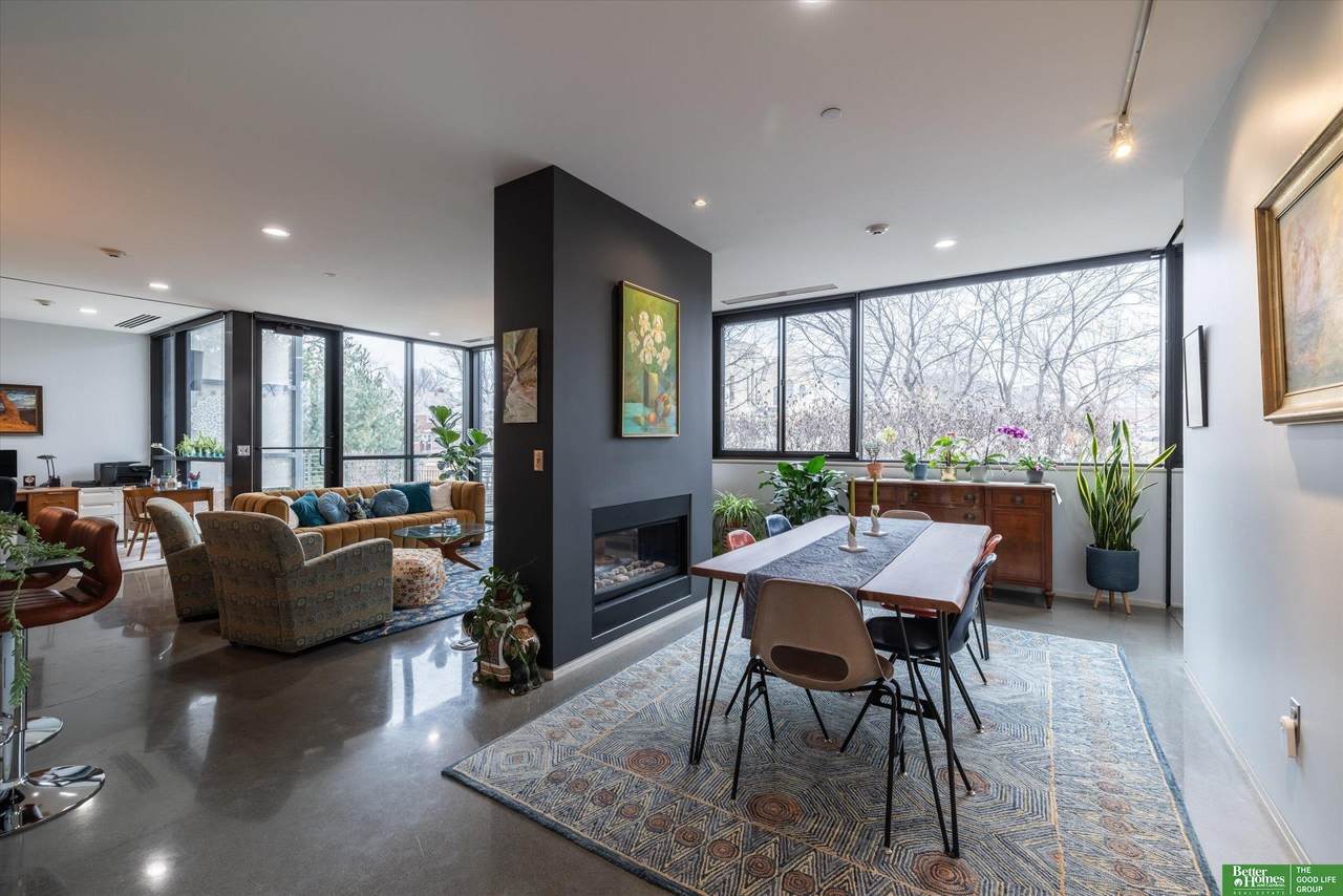 1502 10th Street - Photo 1