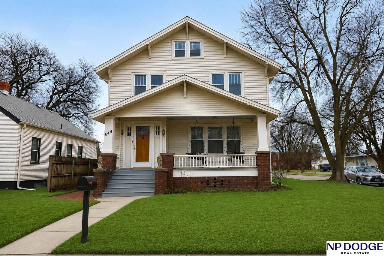 345 8th Street - Photo 1