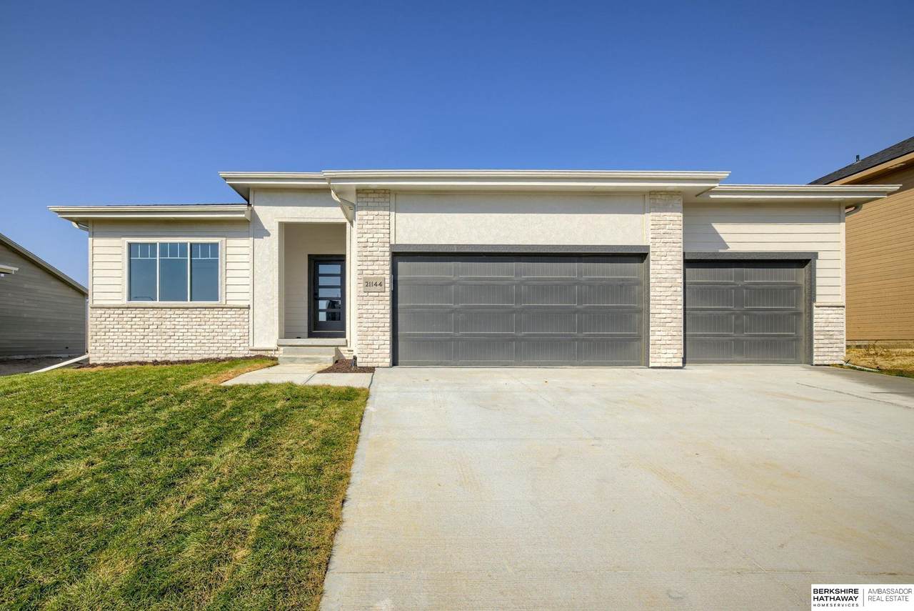 21144 Jessie Avenue - Photo 1