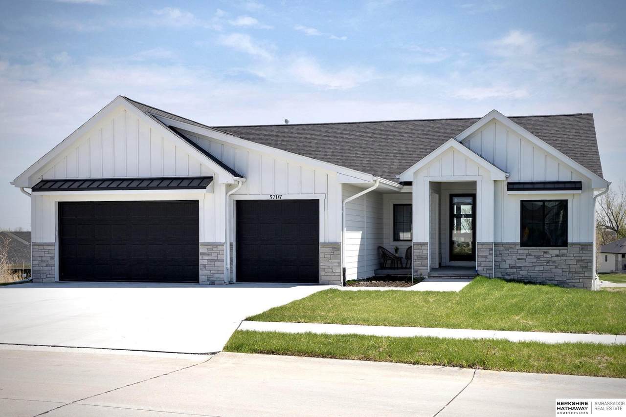 5707 209th Street - Photo 1