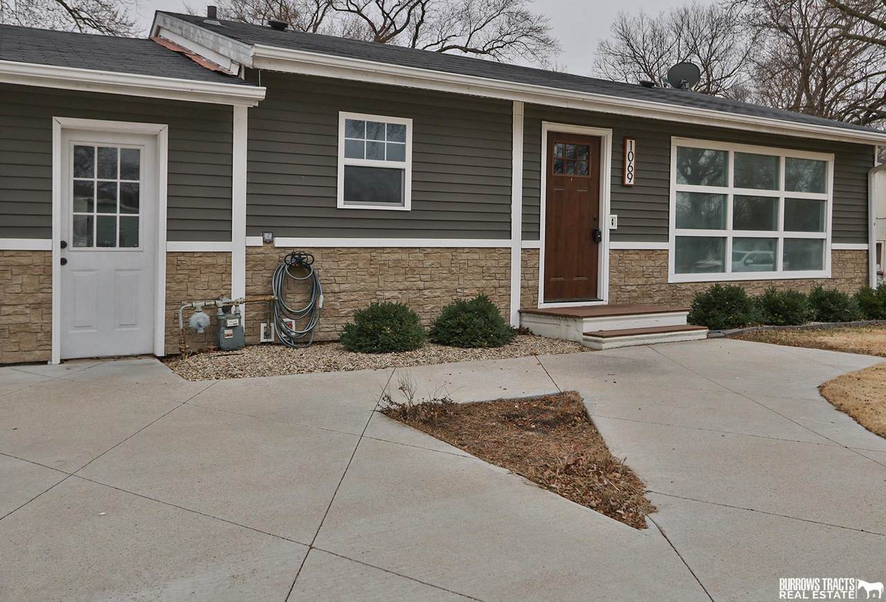 1069 Clay Street - Photo 1