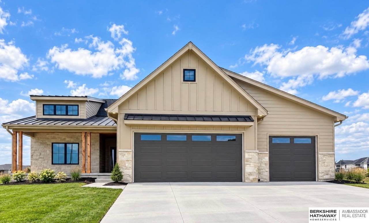 6403 214 Street - Photo 1