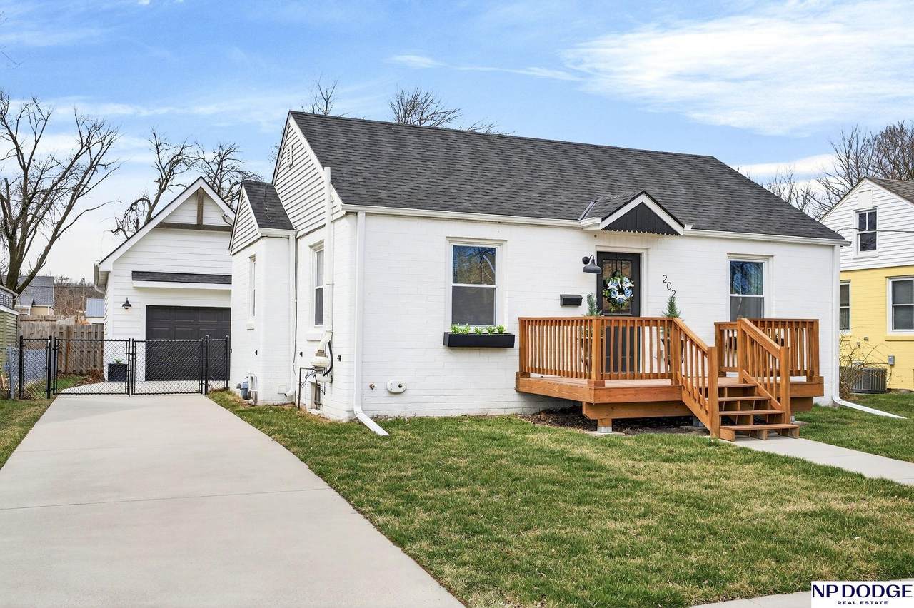 202 Hollostone Drive - Photo 1