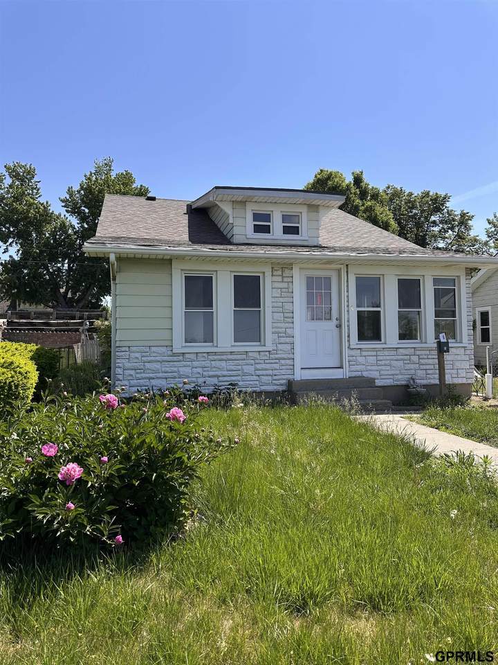 5421 23 Street - Photo 1
