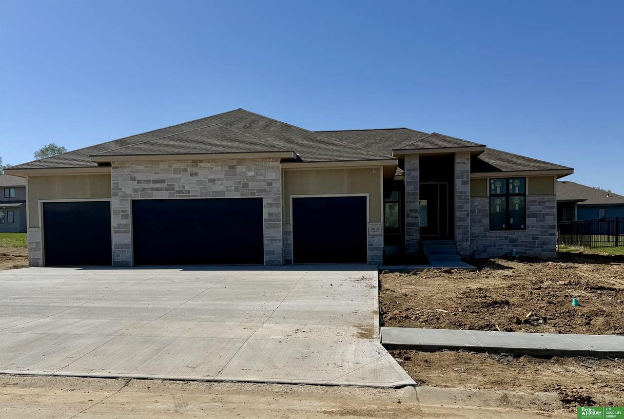 9815 Cumberland Drive - Photo 1