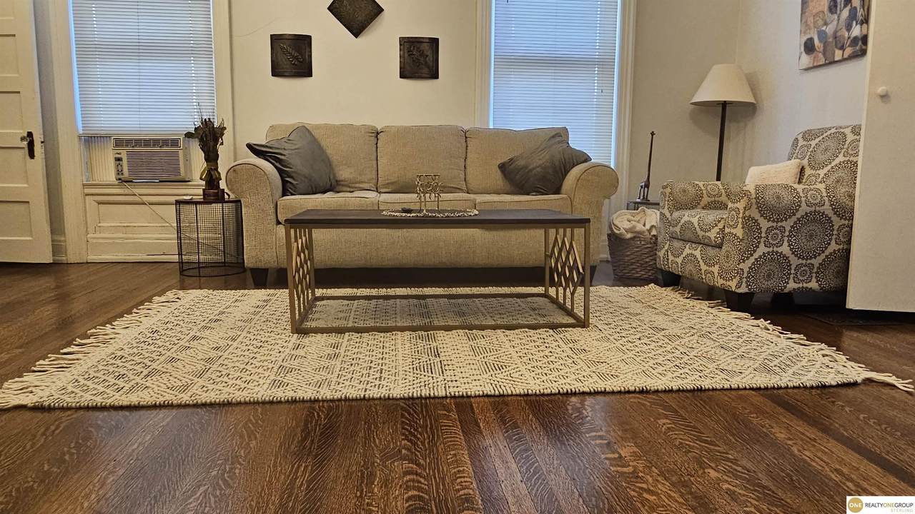 https://bt-photos.global.ssl.fastly.net/omaha/1280_boomver_2_22608438-2.jpg