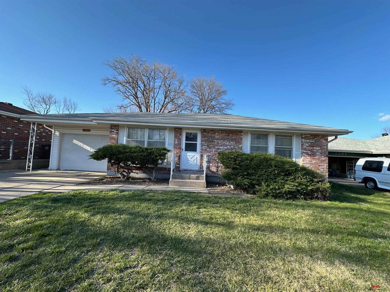 7130 Walker Avenue - Photo 1