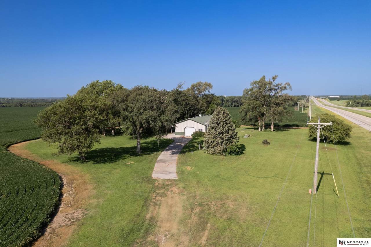 691 12th Road - Photo 1