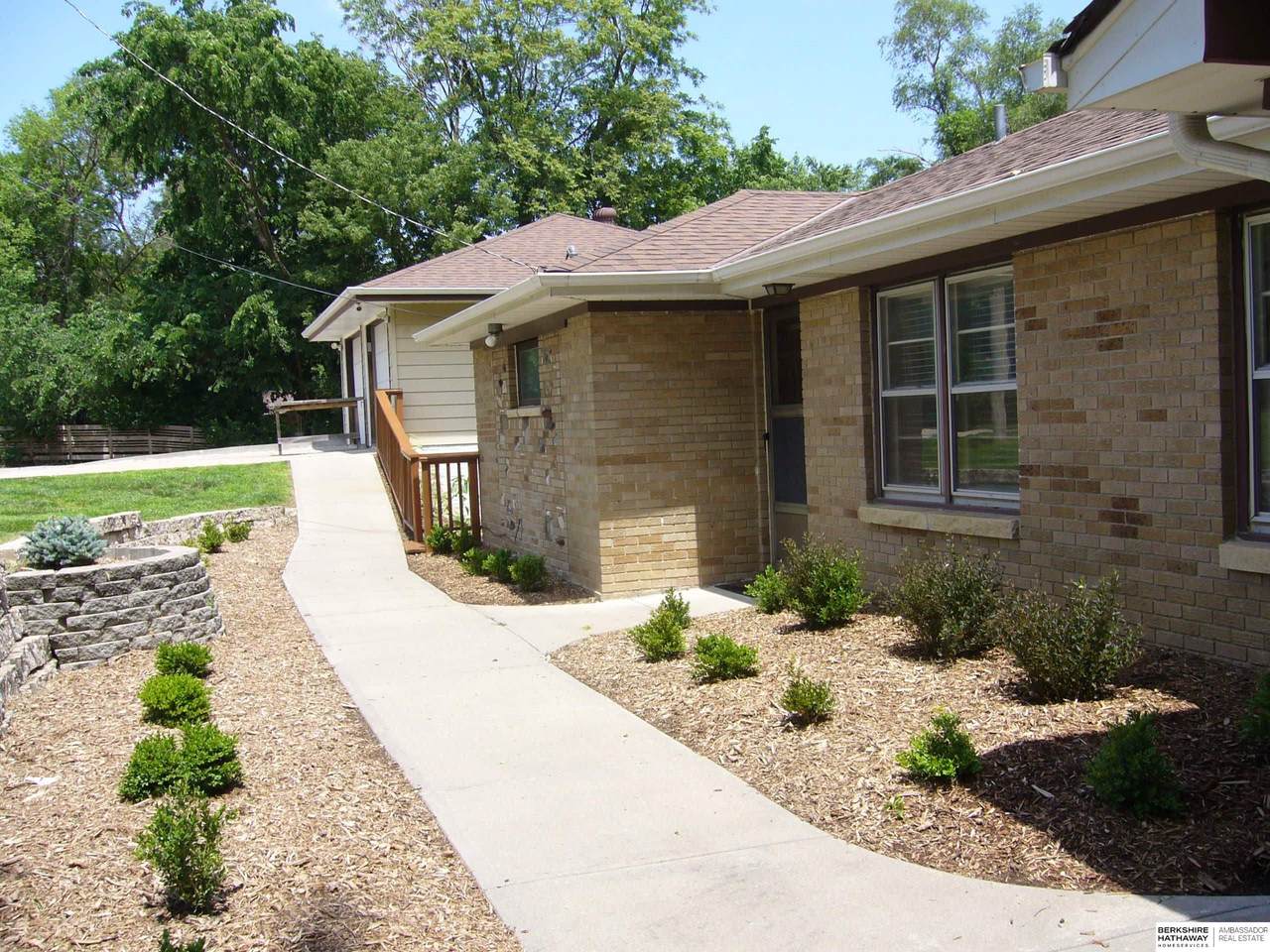 https://bt-photos.global.ssl.fastly.net/omaha/1280_boomver_2_22614418-2.jpg