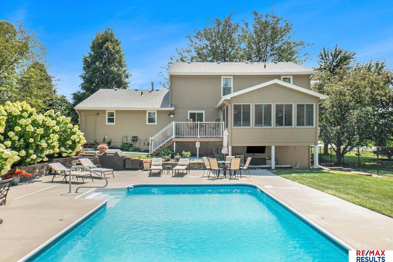 21938 Trailridge Boulevard - Photo 1