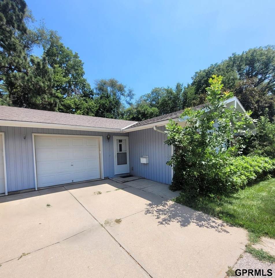 2341 92nd Court - Photo 1