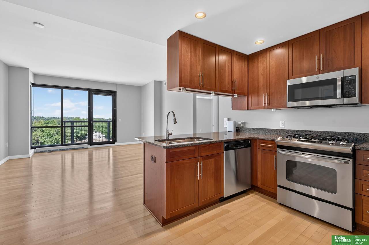 https://bt-photos.global.ssl.fastly.net/omaha/1280_boomver_2_22619196-2.jpg