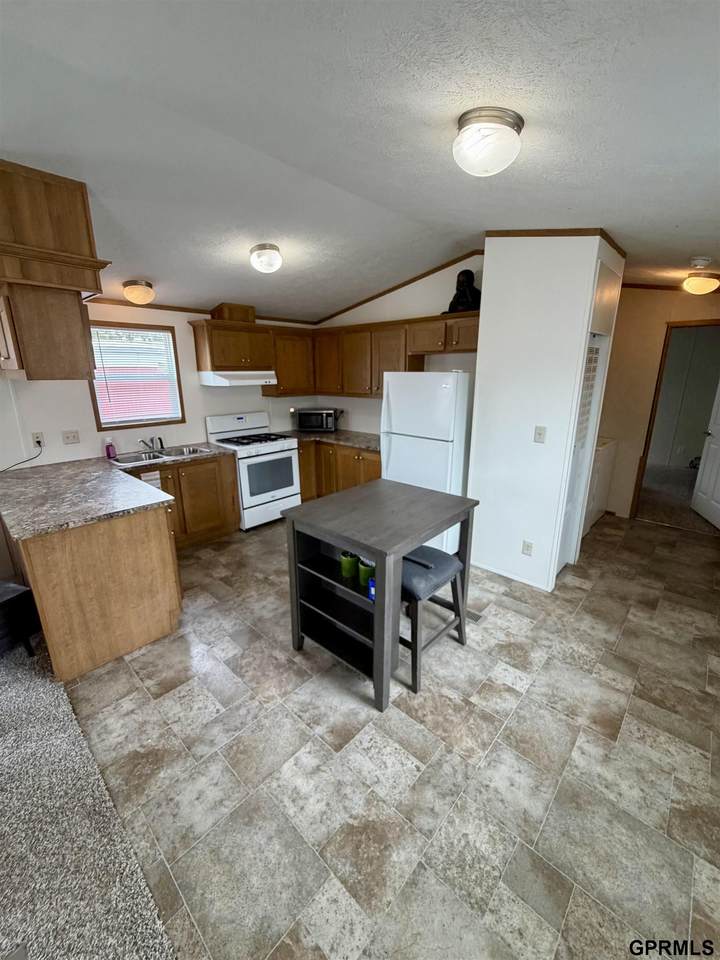 https://bt-photos.global.ssl.fastly.net/omaha/1280_boomver_2_22621861-2.jpg