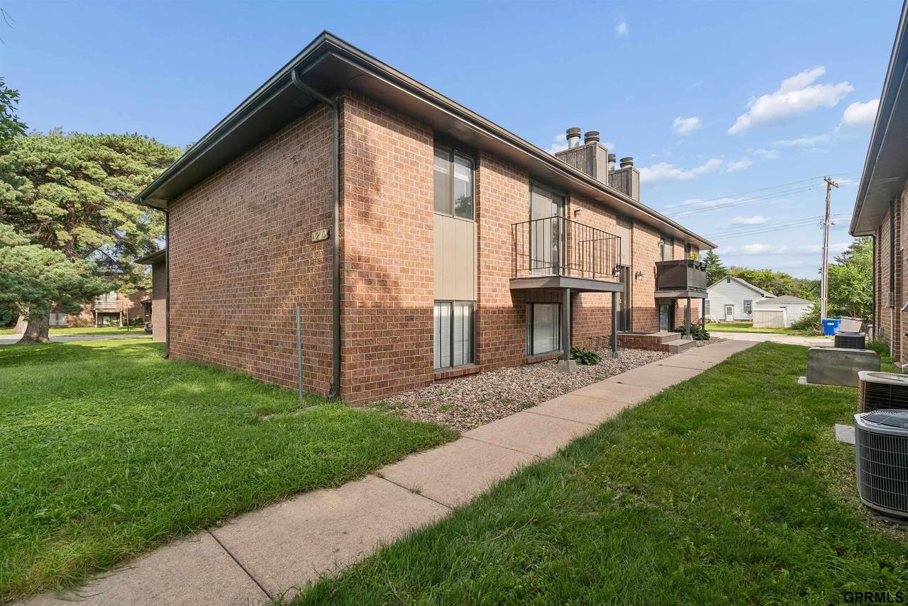 4210 Huntington Avenue - Photo 1