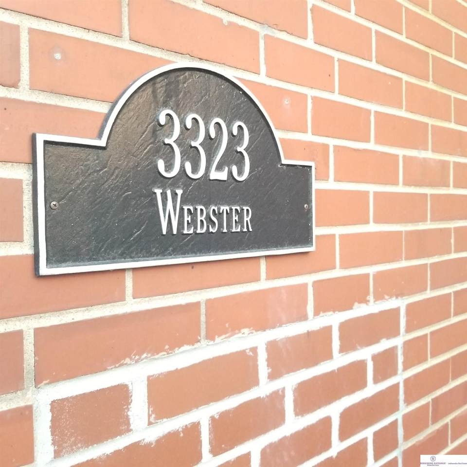 3323 Webster Street - Photo 1