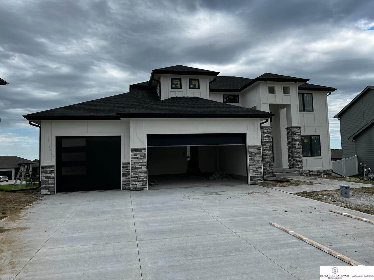 7606 Kilpatrick Parkway - Photo 1