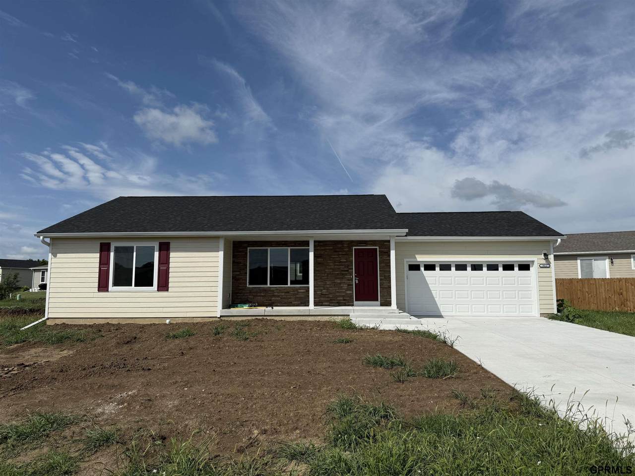 903 Sunridge Drive - Photo 1