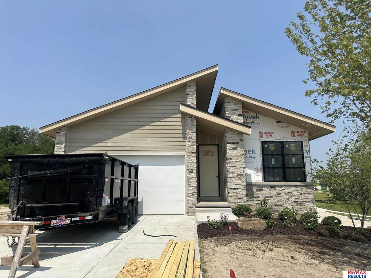 20102 W Street - Photo 1