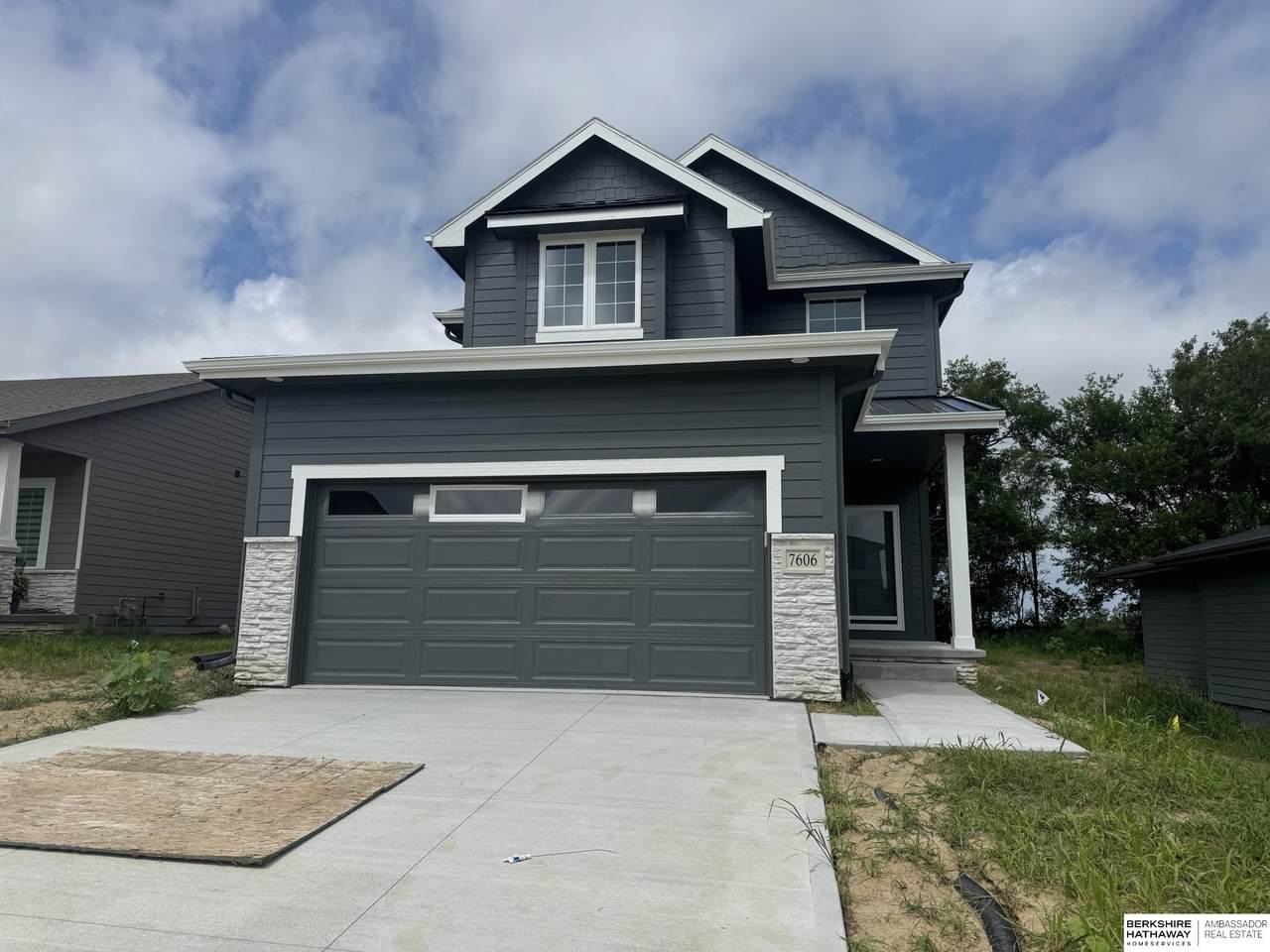 7606 116th Avenue - Photo 1