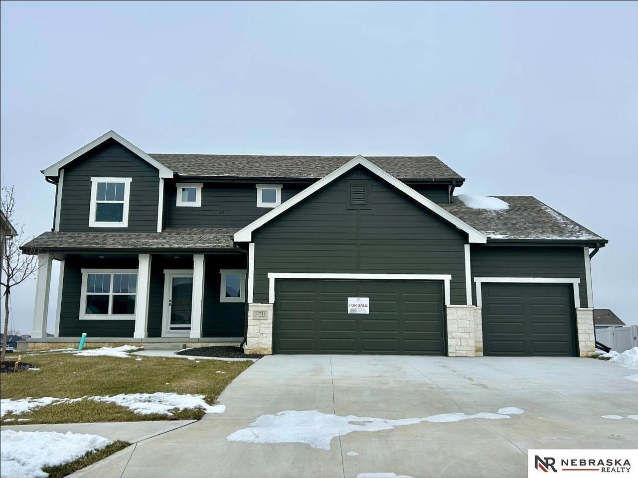 11711 123rd Avenue - Photo 1