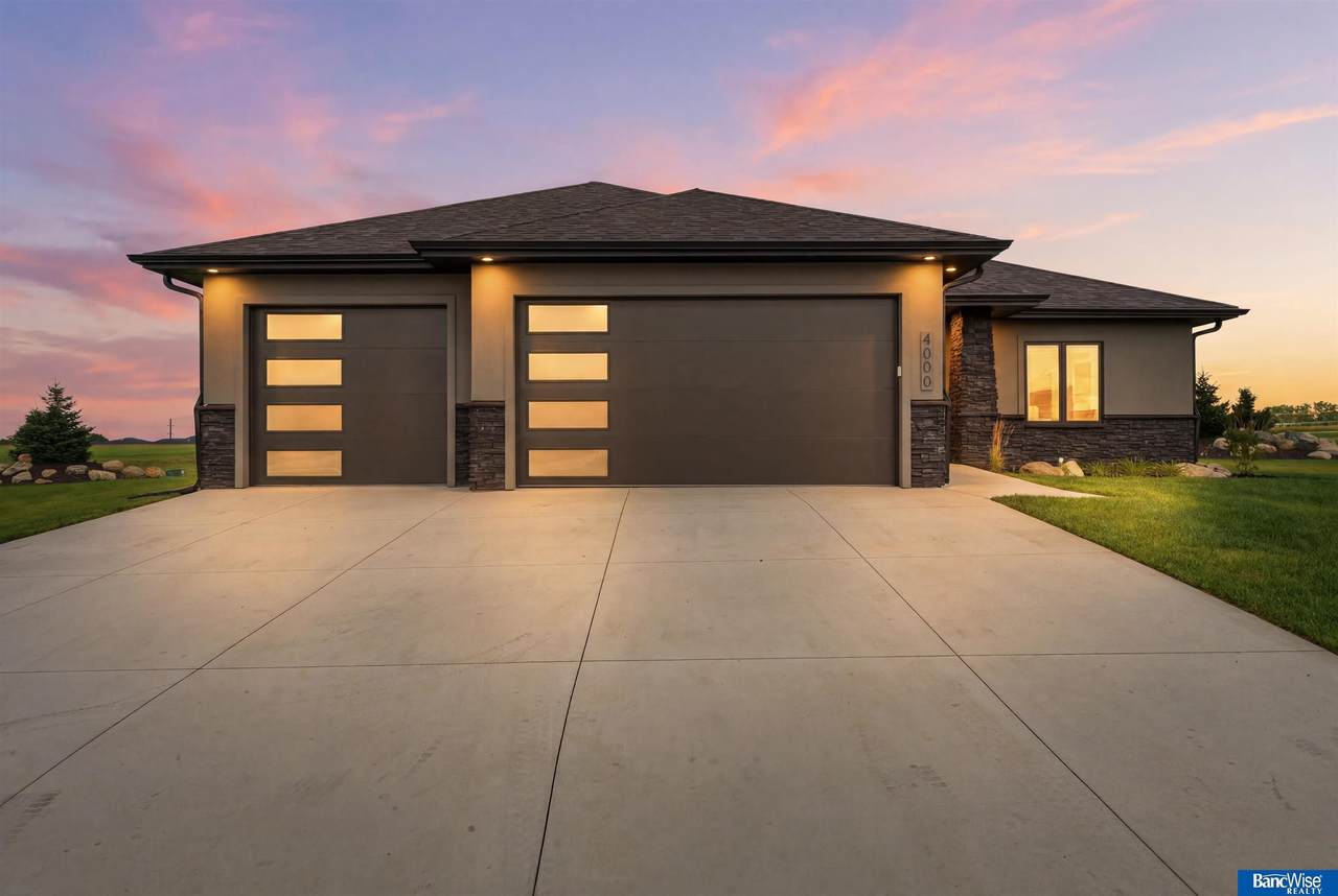 4000 Primrose Place - Photo 1