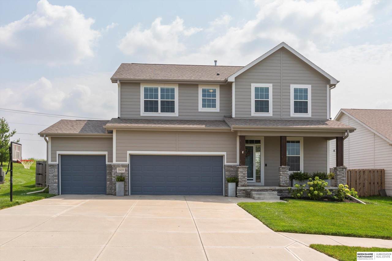 20459 E Street - Photo 1