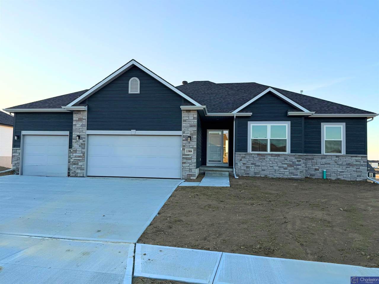 11904 118th Street - Photo 1