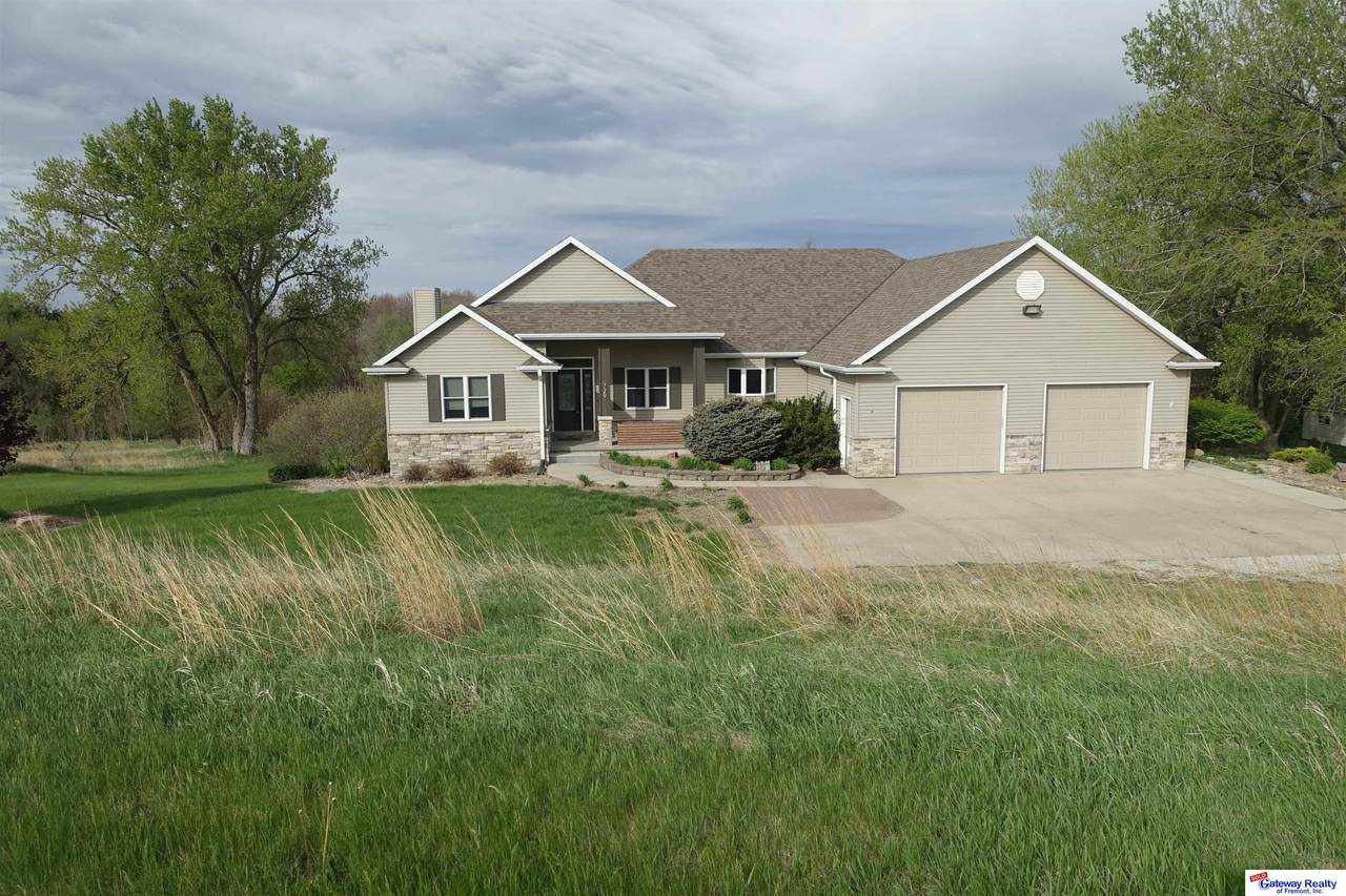 729 Arneal Road - Photo 1