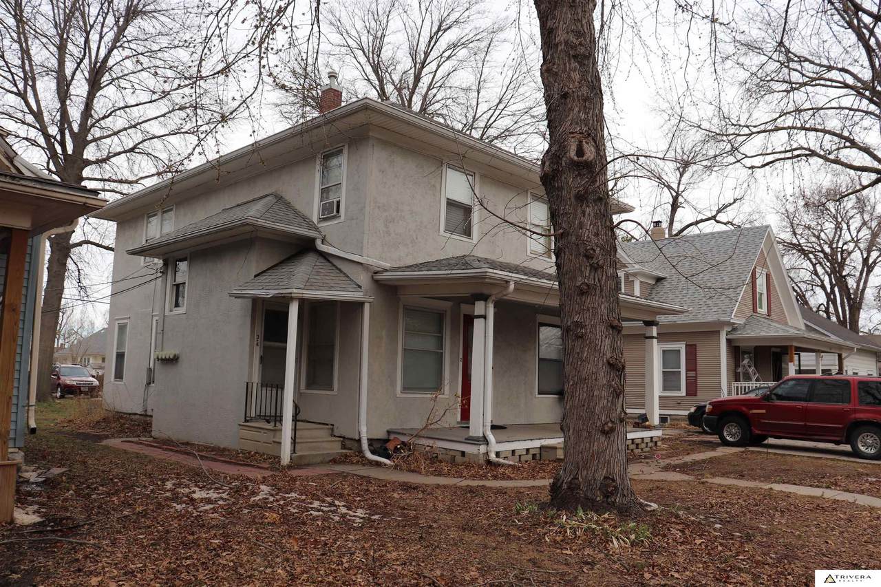 1535 32 Street - Photo 1
