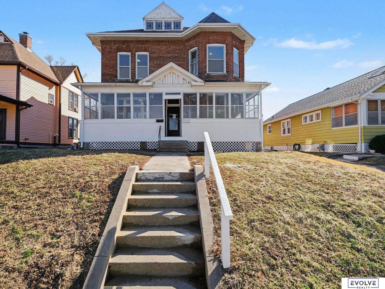 3833 Parker Street - Photo 1